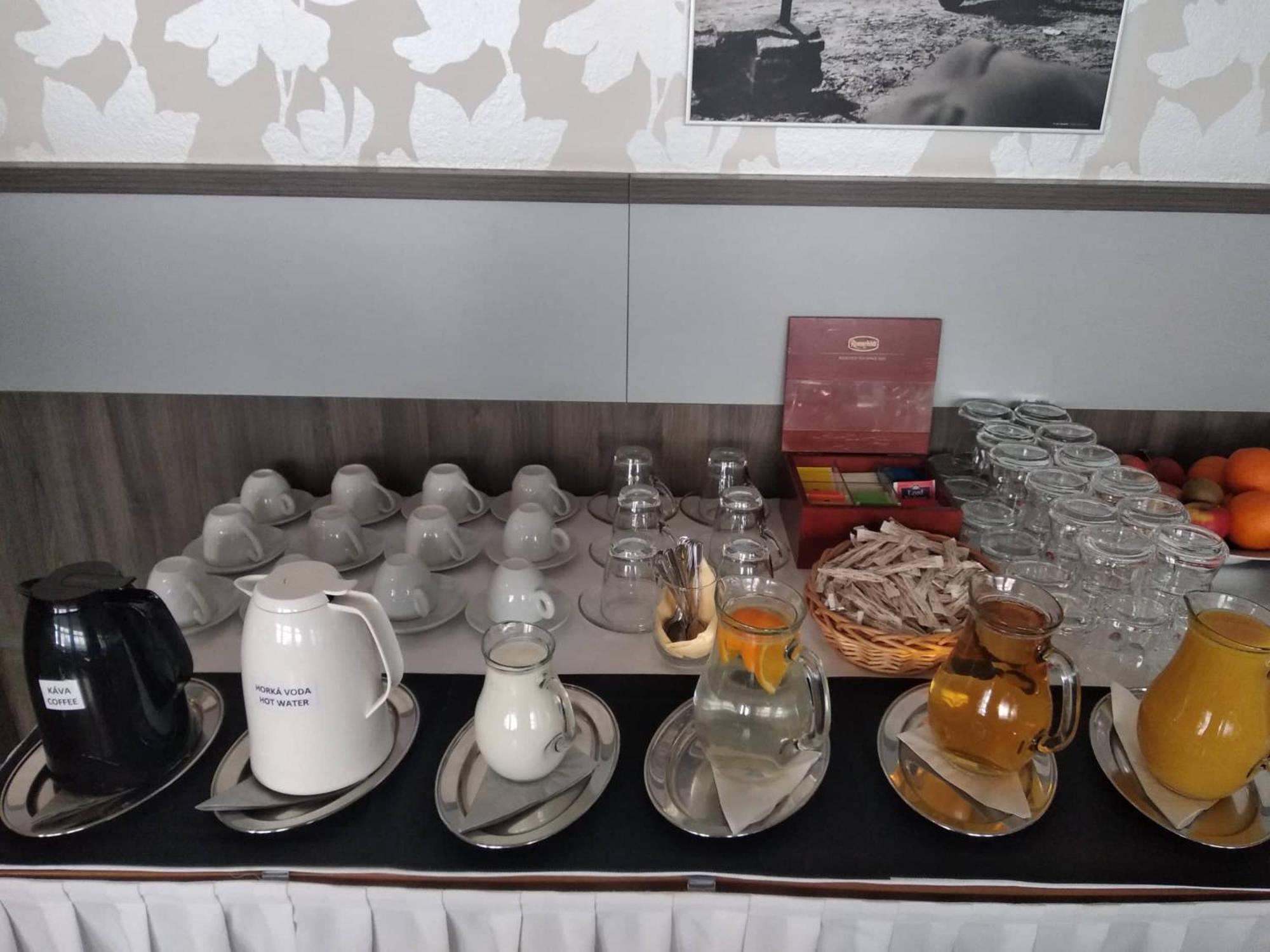 Hotel Monde Uherský Brod エクステリア 写真